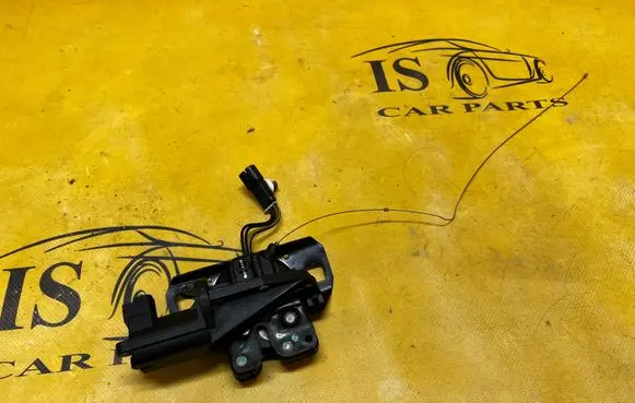 Chevrolet Corvette C5 Tailgate/trunk/boot lock/catch/latch 16640850