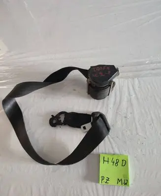 Renault Trafic II (X83) Front seatbelt 984783209