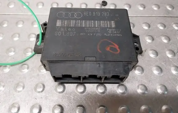 Audi A4 S4 B7 8E 8H Parking PDC control unit/module 8E0919283D