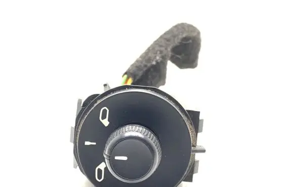 Citroen Berlingo Wing mirror switch 96673722ZD