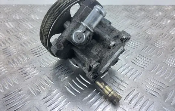 Peugeot 607 Power steering pump 9640886480 7617955508