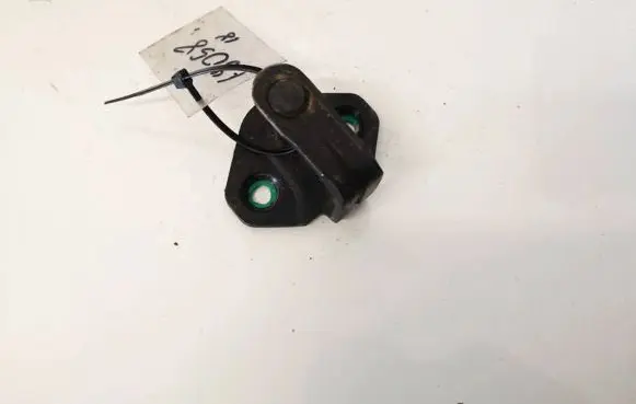 Volkswagen Caddy Front door lock loop/hook striker 