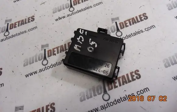 Mercedes-Benz E W211 Rain sensor A2118206026