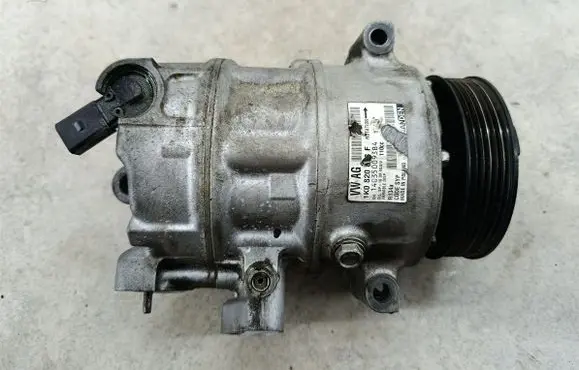 Volkswagen PASSAT B6 Air conditioning (A/C) compressor (pump) 1K0820803F