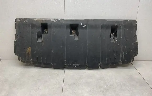 Opel Mokka B Front bumper skid plate/under tray 9835290080