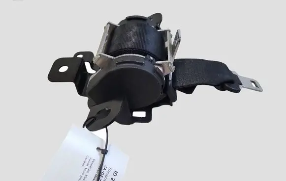 Nissan Qashqai Middle seatbelt (rear) 88854JD000 E9047134 804889XX