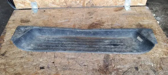 Volkswagen Transporter - Caravelle T5 Rear sill (body part) 7H0863725K