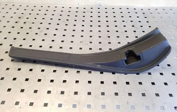 Subaru Forester SH Rear sill trim cover 94061FG030