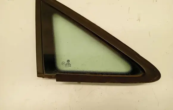 Volkswagen Touran I Front triangle window/glass 43R00048 DOT24AS2M68
