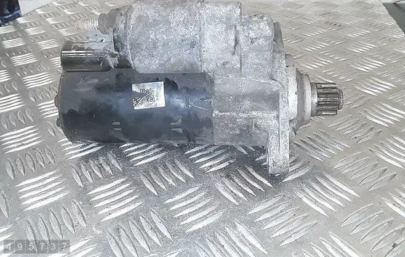 Volkswagen PASSAT CC Starter motor