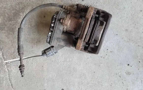 Mazda 6 Rear brake caliper 32357035