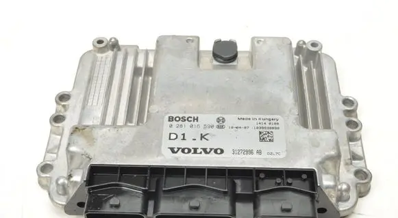 Volvo V50 Engine control unit/module ECU 31272996