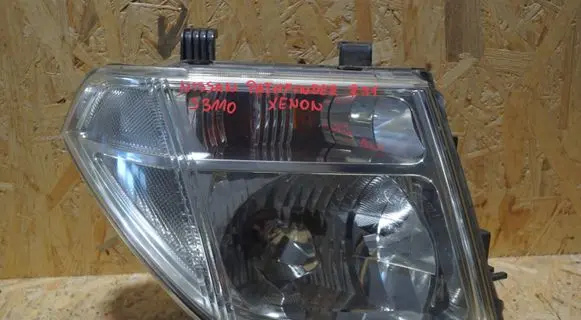 Nissan Pathfinder R51 Headlight/headlamp 26010EB55A