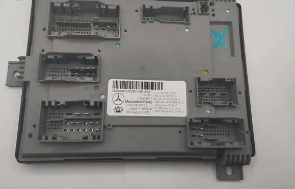 Mercedes-Benz C W206 Central body control module A2979006013 5DK01637733 A2979017503
