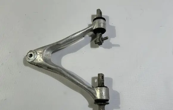 Chevrolet Corvette C5 Engine mount bracket 4356913