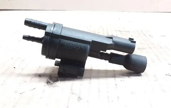 Mercedes-Benz E W213 Vacuum valve 0025407097