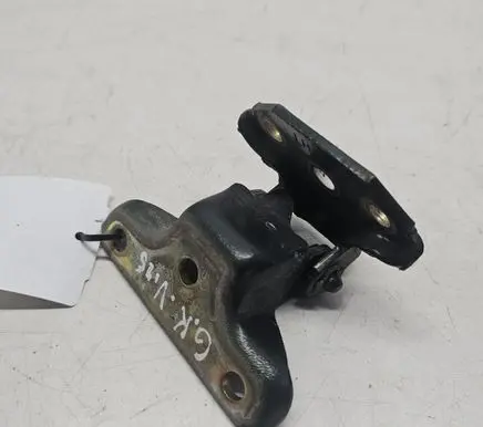 Land Rover Discovery Rear door upper hinge 