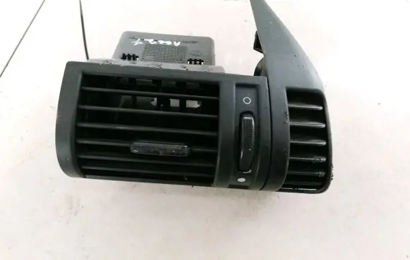 Fiat Stilo Dash center air vent grill LS347901