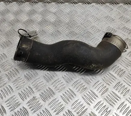 BMW 5 F10 F11 Intercooler hose/pipe 7810796