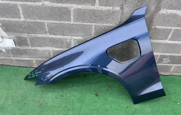 Volvo S60 Fender 
