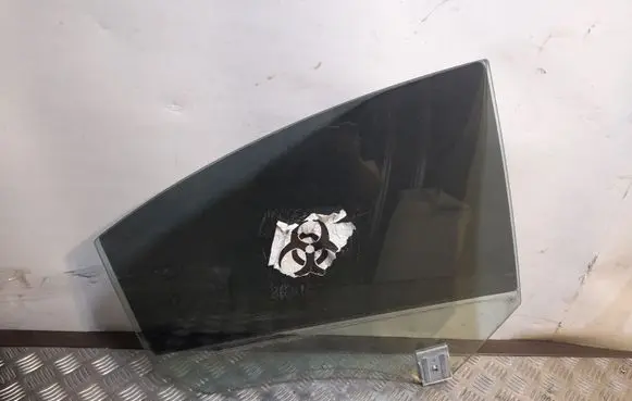 Mercedes-Benz CLA C117 X117 W117 Rear door window glass