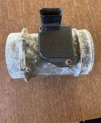 Audi A8 S8 D2 4D Mass air flow meter htcafh7025c 1570256