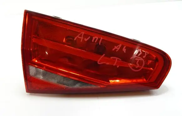 Audi A4 S4 B8 8K Tailgate rear/tail lights 01091501