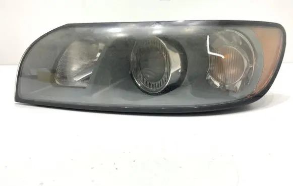 Volvo V50 Headlight/headlamp 30698885