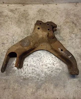 Opel Frontera B Front lower control arm/wishbone