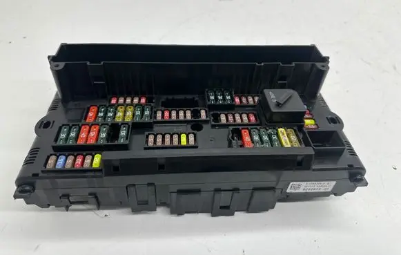 BMW 5 F10 F11 Fuse box set 317033442 9252815 03809417