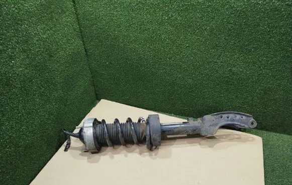 Porsche Cayenne (92A) Front shock absorber/damper 7P5413031K 482400006166 H4VN3E987