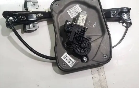 Skoda Fabia Mk2 (5J) Sliding door window regulator with motor 