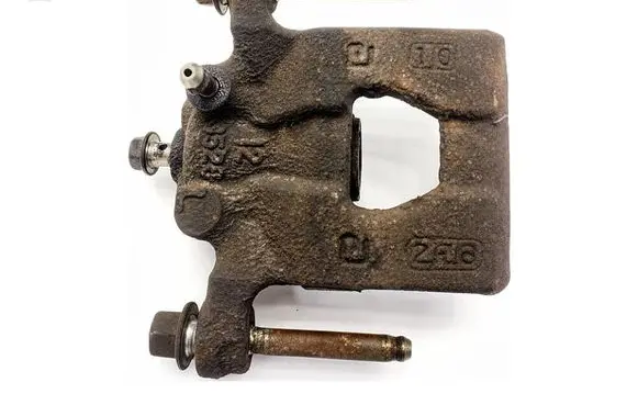 Nissan Juke I F15 Rear brake caliper