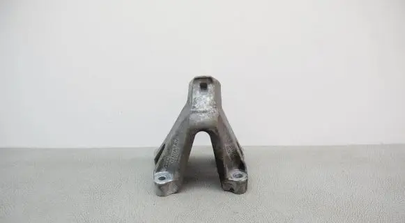 Audi A5 Sportback 8TA Engine mounting bracket 8K0199307BH