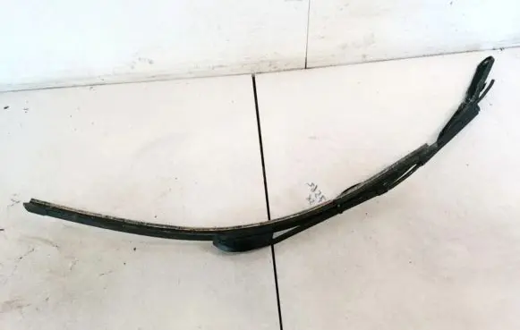 Iveco Daily 40.8 Front wiper blade arm
