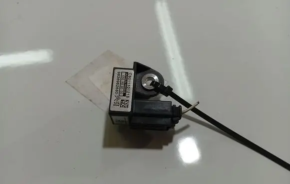 Peugeot 407 Airbag deployment crash/impact sensor C6011101215