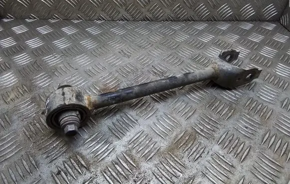 Lexus ES 250 - 300 - 330 Rear control arm