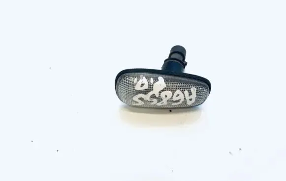 Opel Zafira A Front fender indicator light