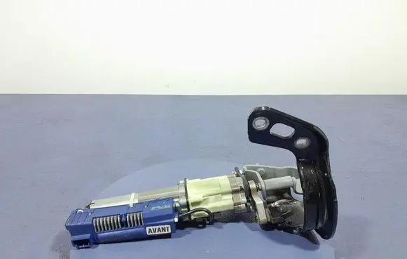 Audi A4 S4 B8 8K Holder (bracket) 8K9827852