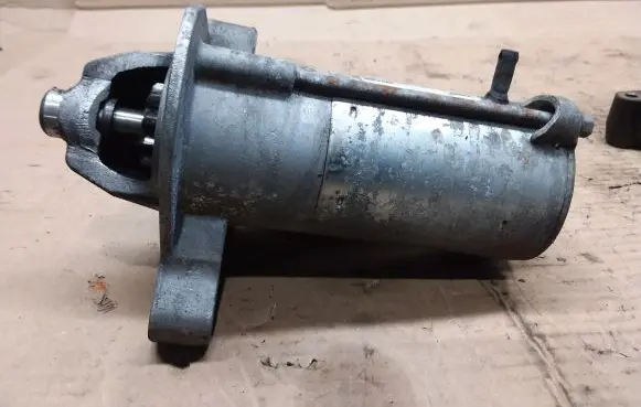 Ford Focus Starter motor 3M5T11000CF