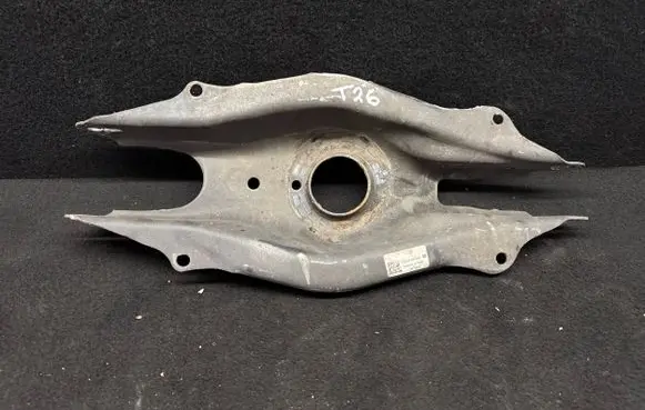 Mercedes-Benz C W205 Rear upper control arm/wishbone A2053521900
