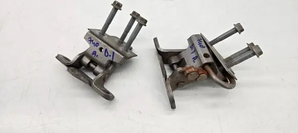 Volvo 740 Front door hinge set 