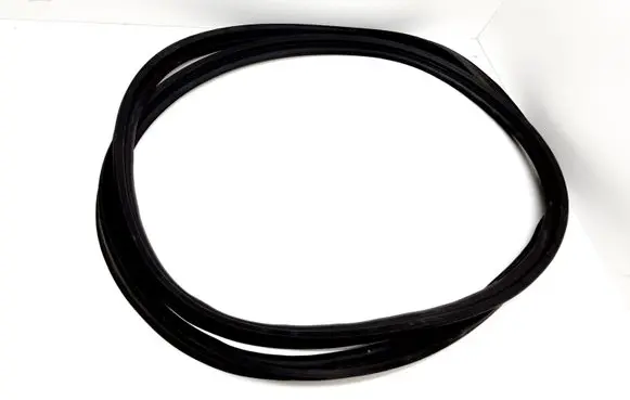 Mazda CX-5 II Trunk rubber seal (body) 7G250703