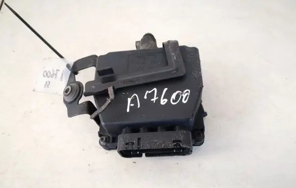 Skoda Octavia Mk2 (1Z) Turbo solenoid valve 6q0906625