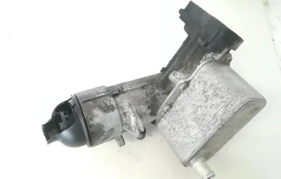 BMW 5 E60 E61 Oil filter cover 7788453
