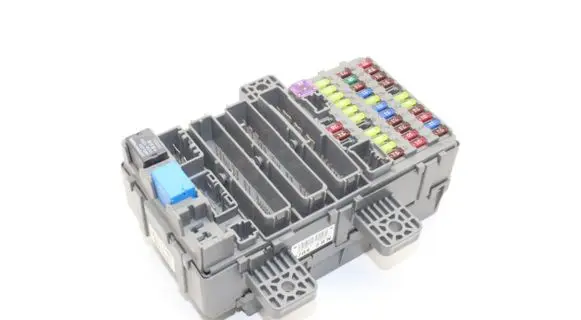 Honda Civic Fuse module 37842RN SMGE512
