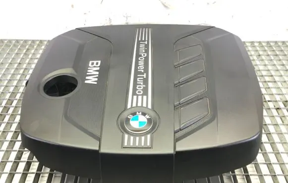 BMW 5 F10 F11 Engine cover (trim)