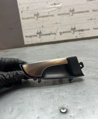 Audi A3 S3 8P Front door interior handle 8P3867020B