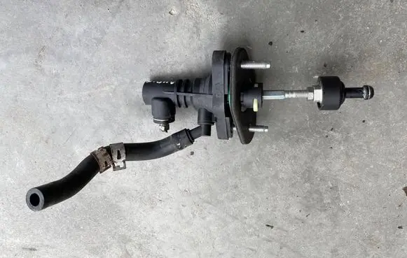 Toyota Auris E180 Clutch master cylinder 3142002042A