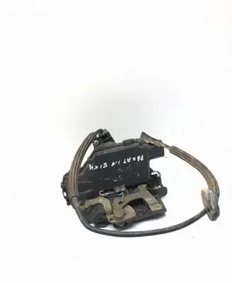 Volkswagen PASSAT B5 Rear door lock